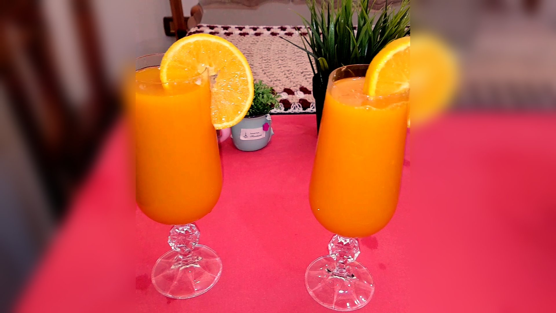طريقة عمل عصير البرتقال بالجزر الرائع بالفيديو