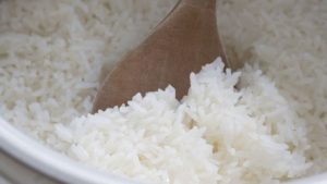 5 أسرار بسيطة لعدم تعجن الأرز نهائياً