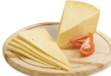 Wie man Roumi-Käse macht