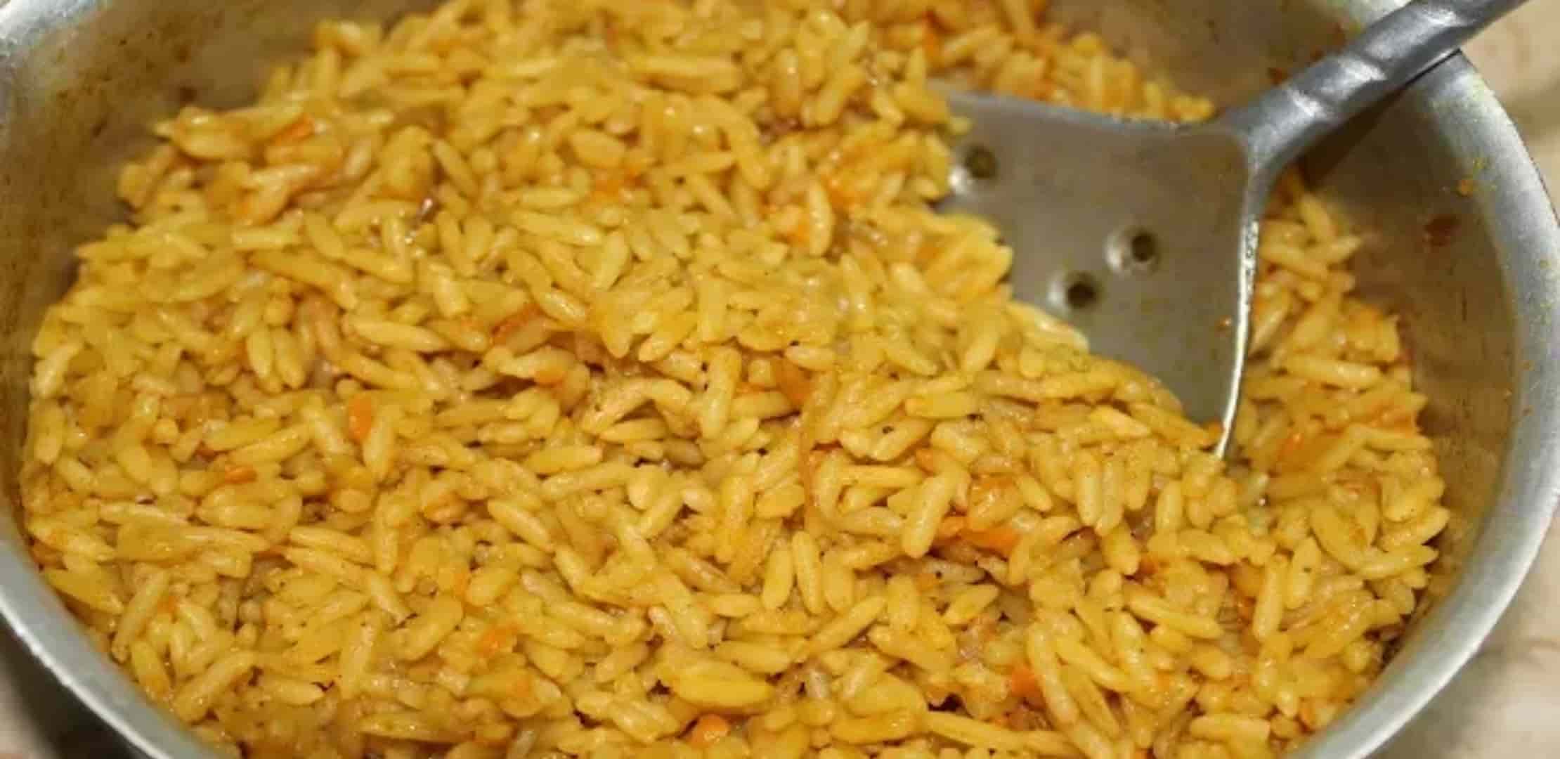 طريقة عمل الأرز بالبصل بطعم قوي ونكهة مميزة ولون يفتح النفس 1 طريقة عمل الأرز بالبصل بطعم قوي ونكهة مميزة ولون يفتح النفس طريقة عمل الأرز بالبصل بطعم قوي ونكهة مميزة ولون يفتح النفس طريقة عمل الأرز بالبصل 1