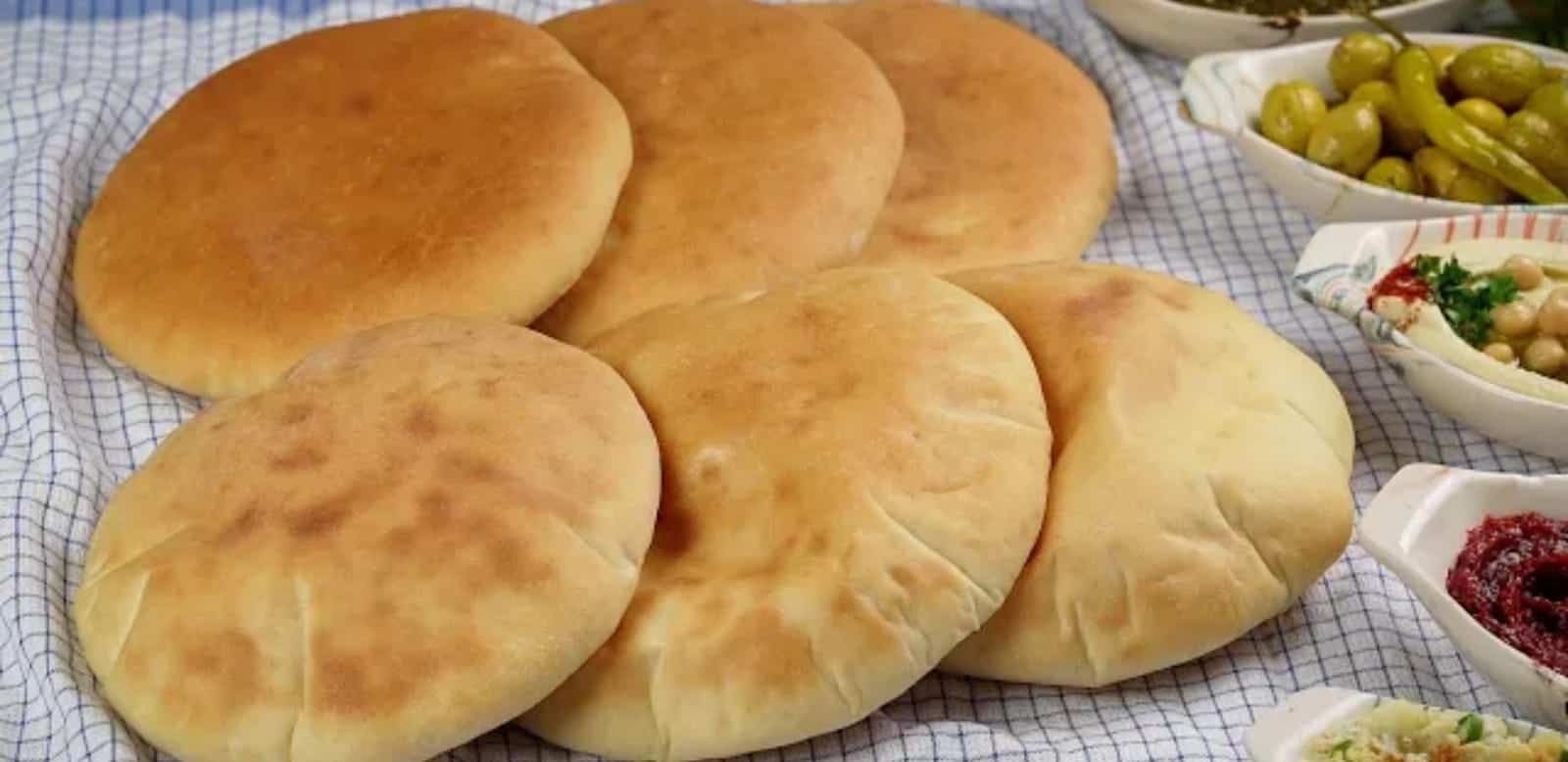 طريقة عمل خبز الدار المغربي بالصور 1 طريقة عمل خبز الدار المغربي بالصور طريقة عمل خبز الدار المغربي بالصور خبز الدار المغربي