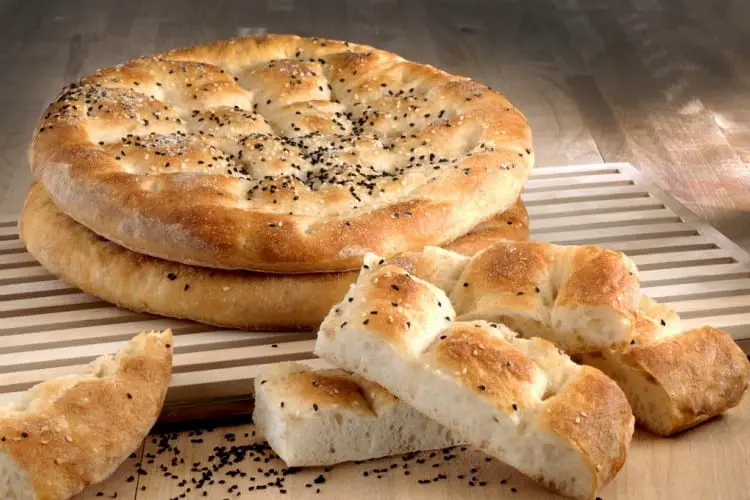 طريقة عمل الخبز التركي